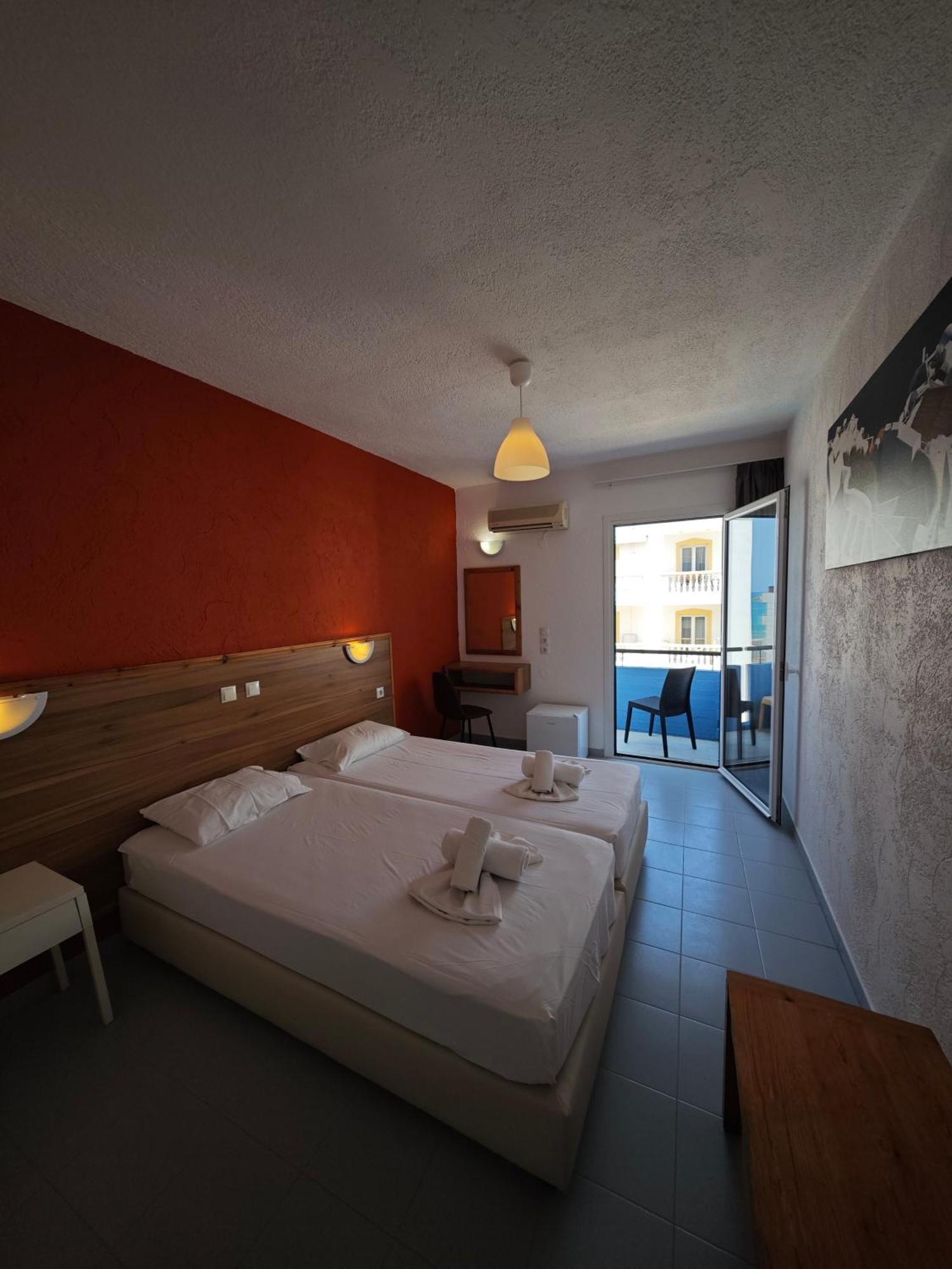 Hotel Simple Blue Hersonissos (Crete)