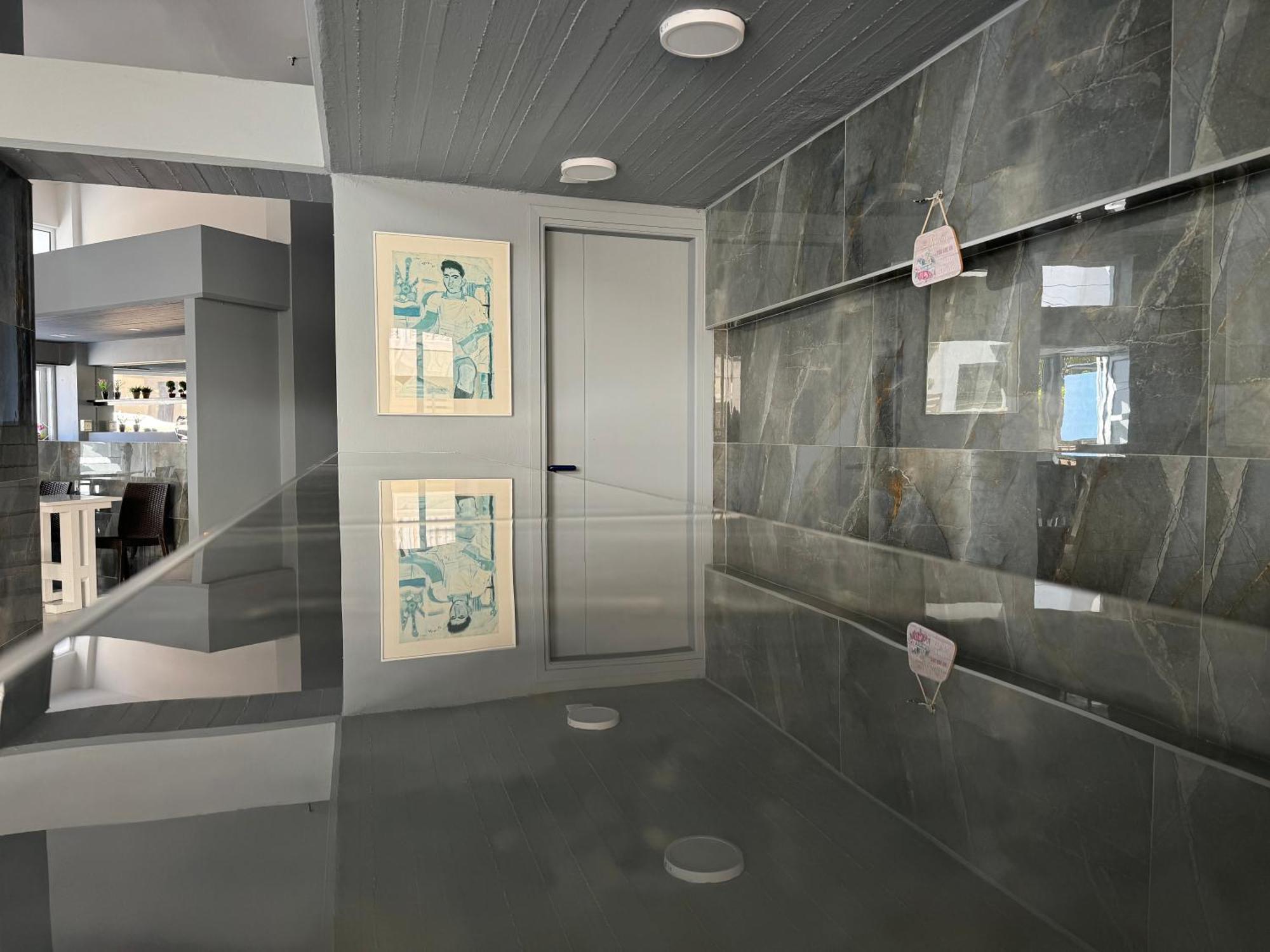 Hotel Simple Blue
